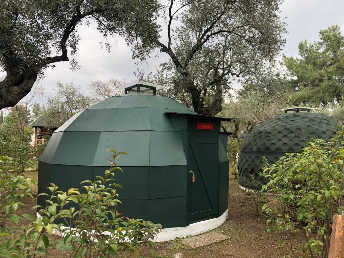 מלון פראליה ראכון Nisi Glamping מראה חיצוני תמונה